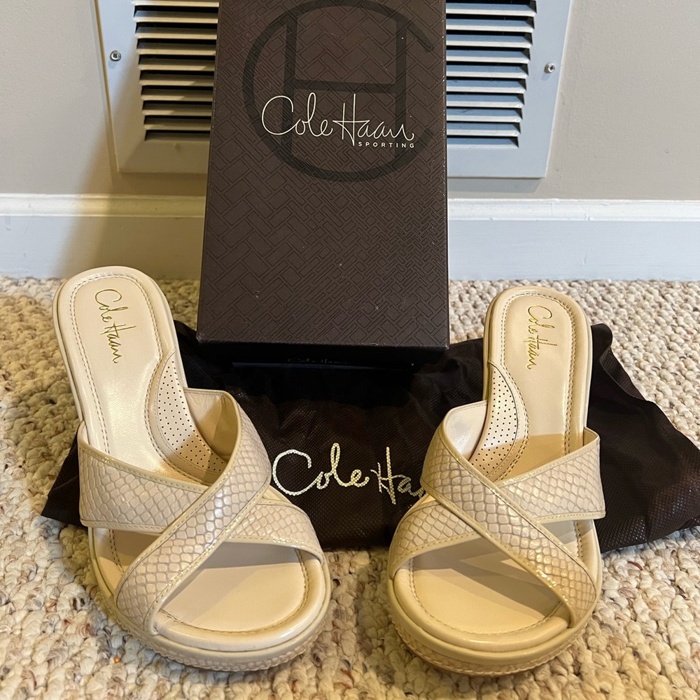 Cole Haan Air Lunetta Slide - 9.5B